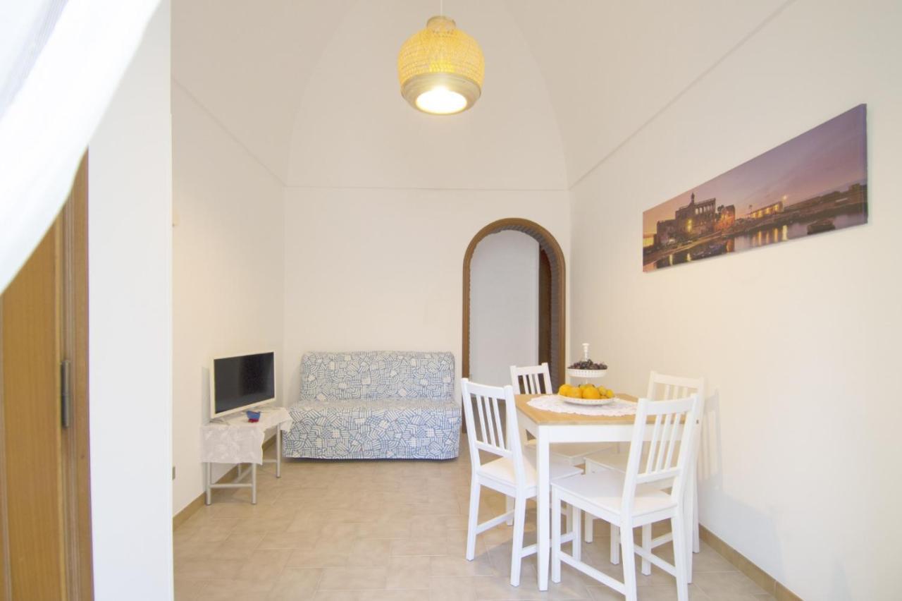 Domus Anna Villa Полиняно а Маре Екстериор снимка