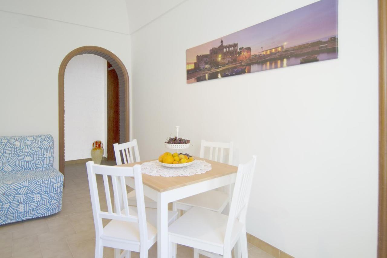 Domus Anna Villa Полиняно а Маре Екстериор снимка